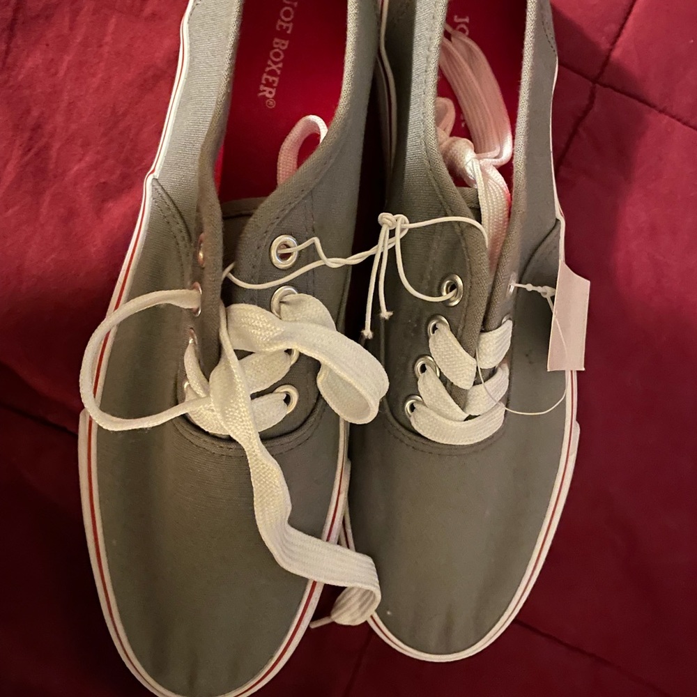 Joe Boxer Canvas Shoes Grey size 9